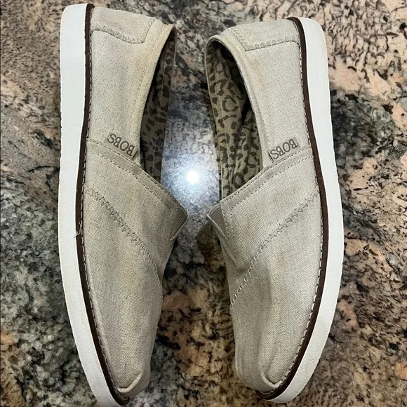 Bobs from Sketchers Women's Beige Slip-On Loafers - Picture 2 of 5